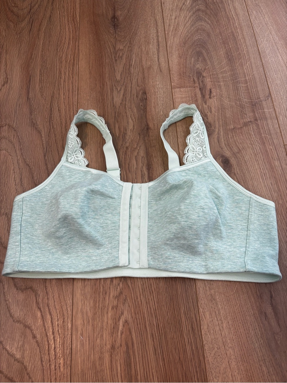 Ti Voglio Cotton Front Closure Bra – Size 44C – Sage Green